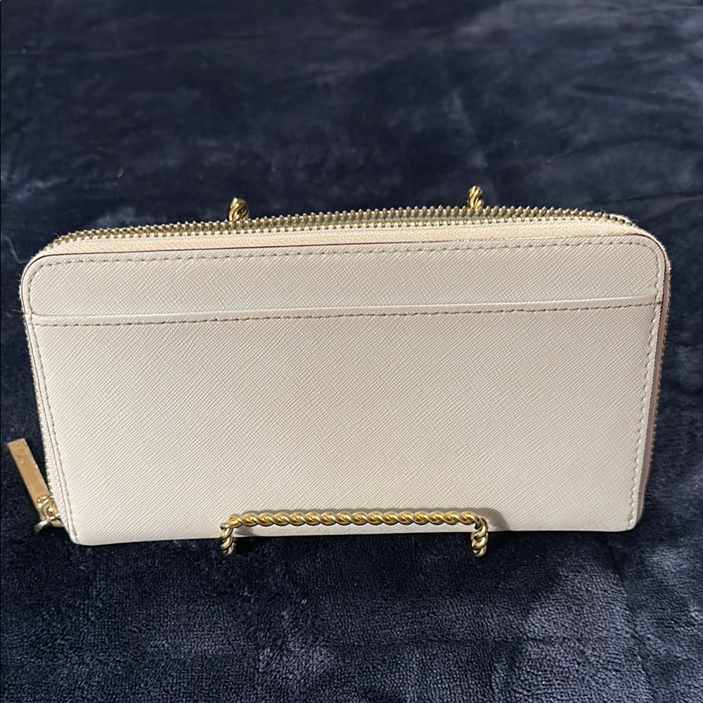 Kate Spade Pastel Mint Green Wallet EUC - Picture 2 of 6